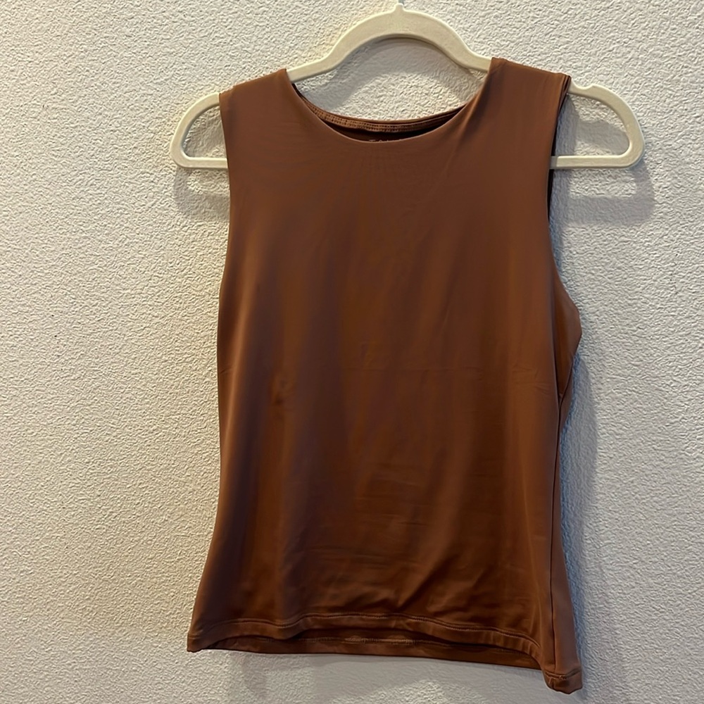 Sleeveless blouse